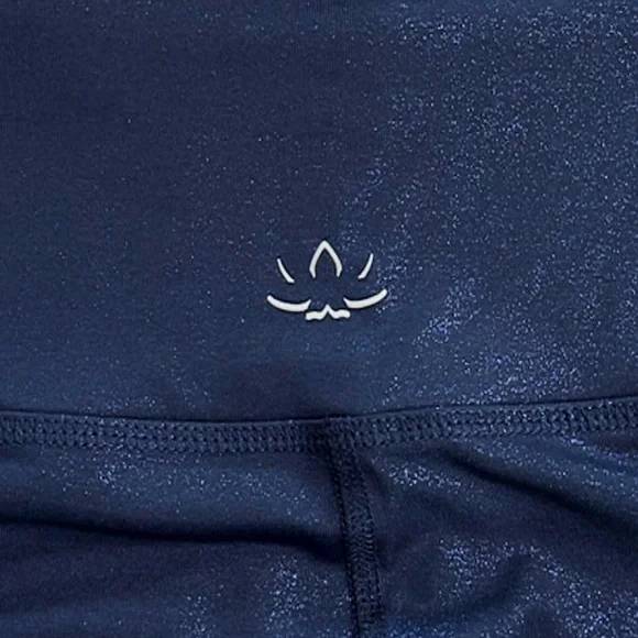 Beyond Yoga Twinkle High Waisted 7/8 Leggings Metallic Blue Size L
